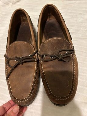 L. L. Bean Oil Tanned Two Tone Leather Boat 9 M